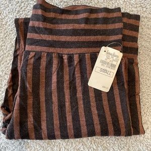 Alice + Olivia 3/4 legging